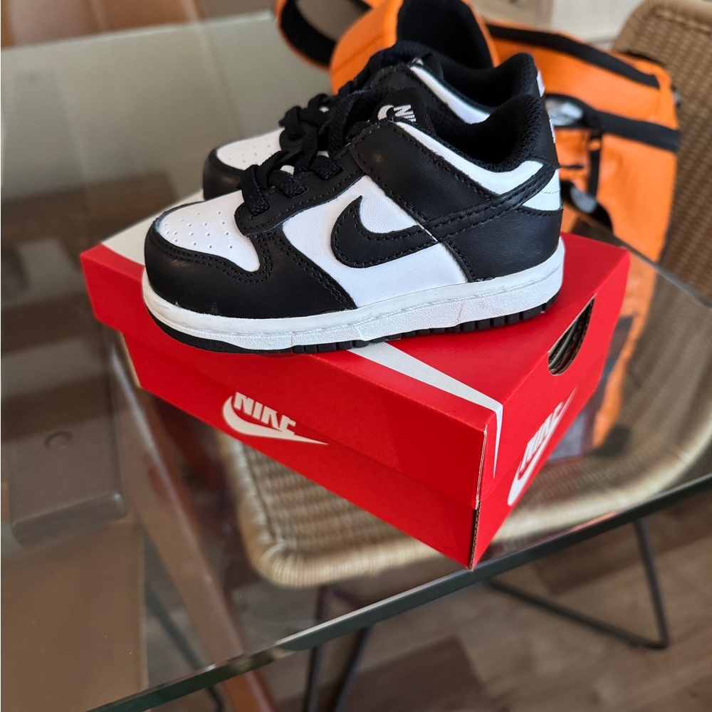 Nike toddler panda dunks